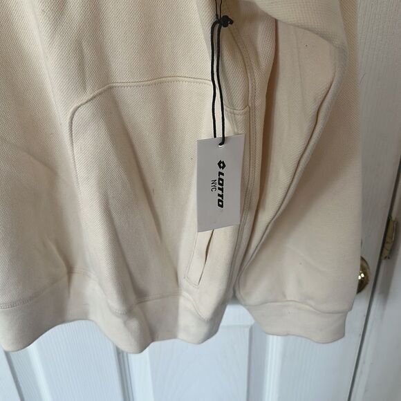 Lotto NYC Men’s Tonal Winter White Soccer Embroidered Hoodie Size M NWT - Picture 3 of 5